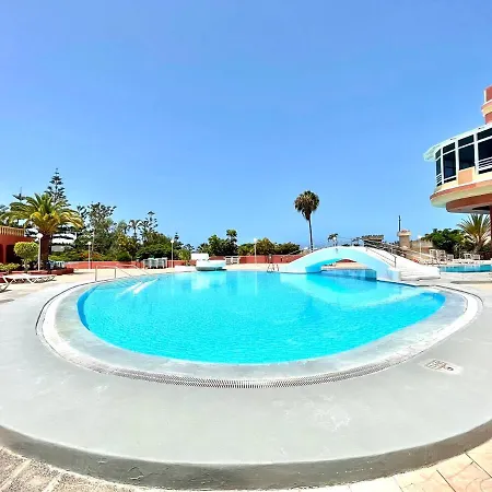 Bonito Apartamento, Bien Comunicado, Wifi En Tenerife Sur