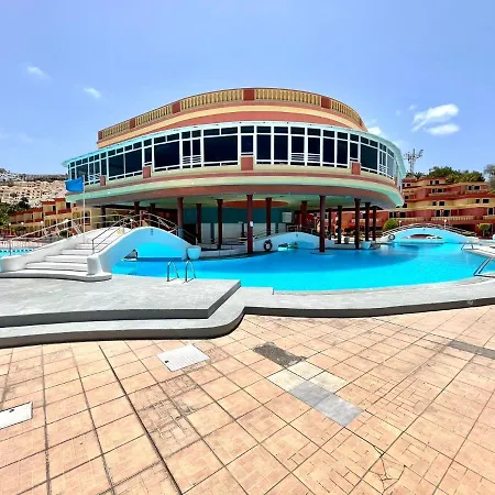 Bonito Apartamento, Bien Comunicado, Wifi En Tenerife Sur